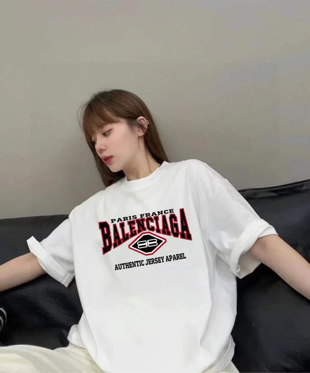 P80✨🔥 BALENCIAGA Paris lettering printed short-sleeved T-shirt, custom-woven and dyed 280g combed cotton heavyweight fabric, zero color difference in thread, perfect details, different from the current version on the market, welcome to compare, Same Style for men and women, must-sell in the picture above Color: White Black Size: 1 2 3 4